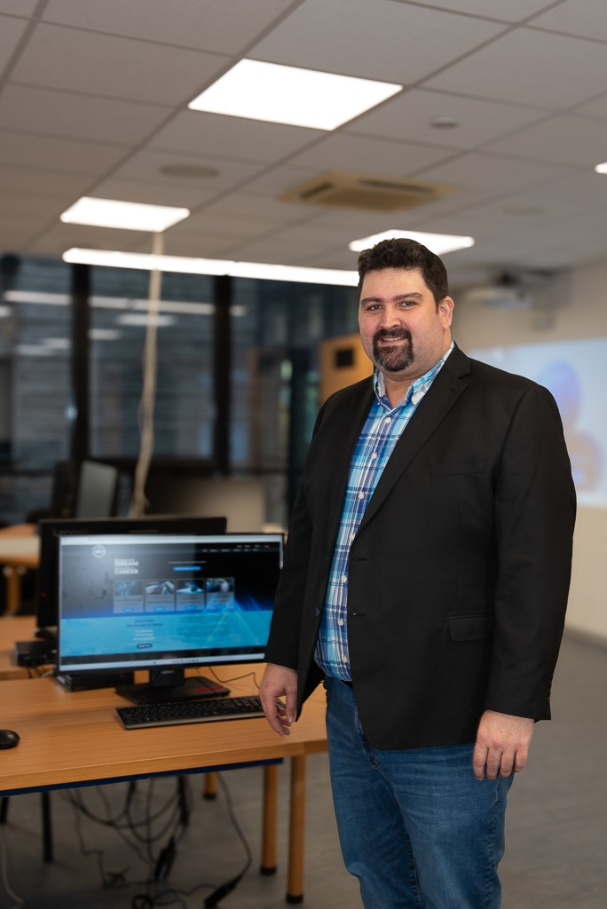 Dr. Moulay Anwar Sounny-Slitine